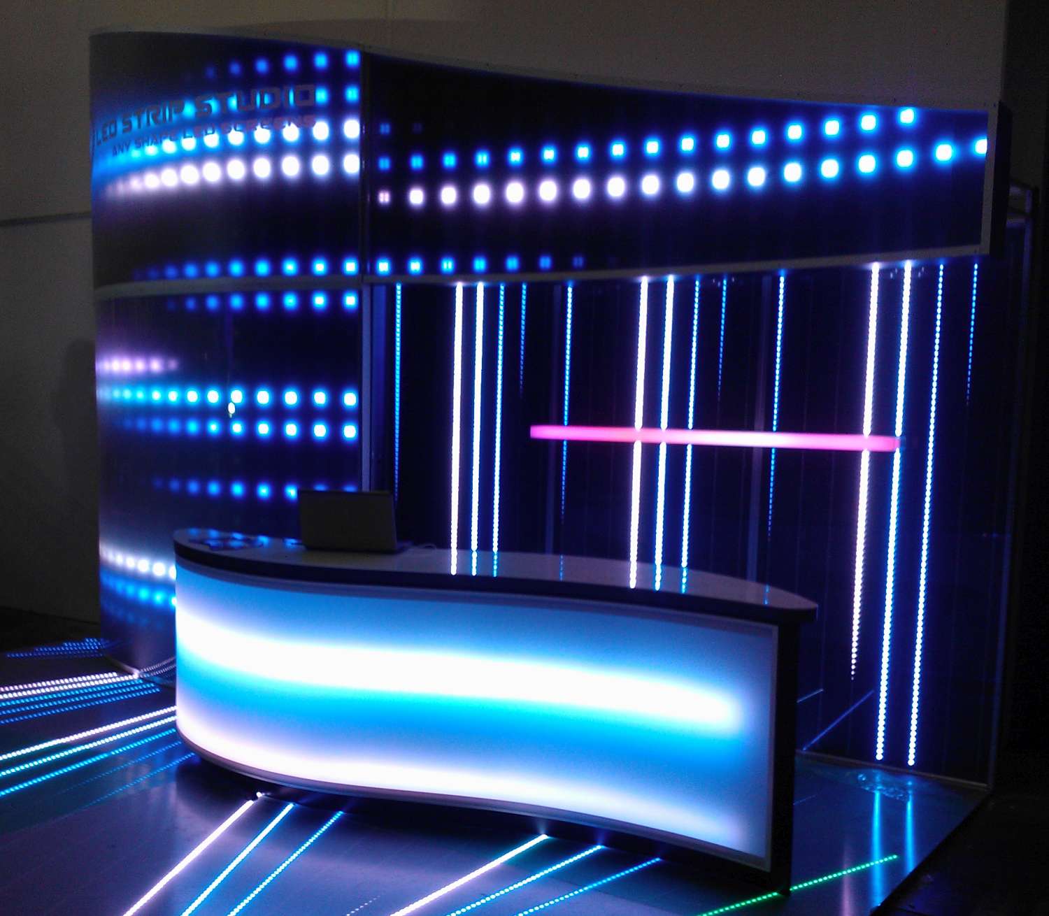 Drink Roulette – One Big Button, an LED Strip, and a Bar Game Nobody Forgets