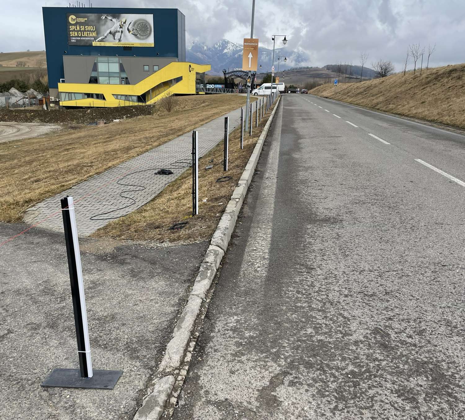 ProfiLED bars on the race track during the day